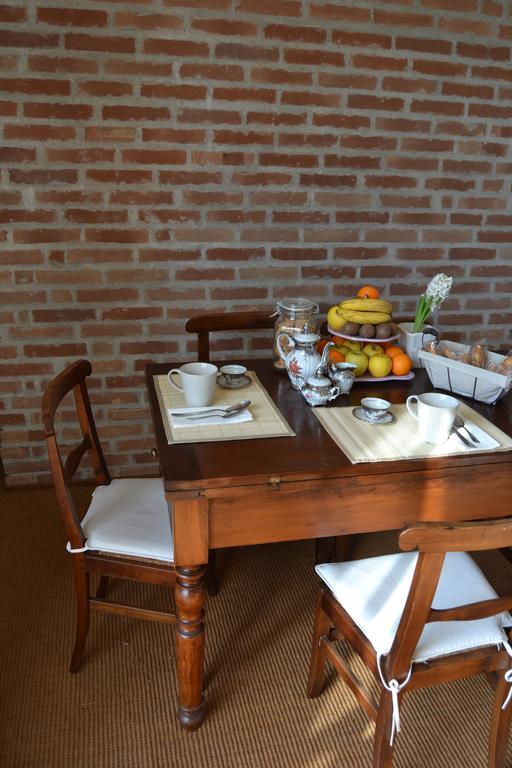 Vigone Tenuta Ajrale الغرفة الصورة